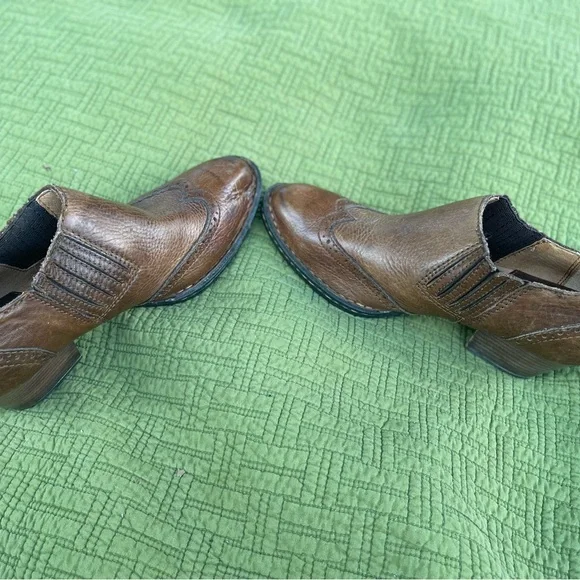 Born handcrafted foot bar - ankle boots 🤎 - Picture 1 of 3